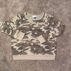 Universal Thread Olive Camouflage Sweatshirt